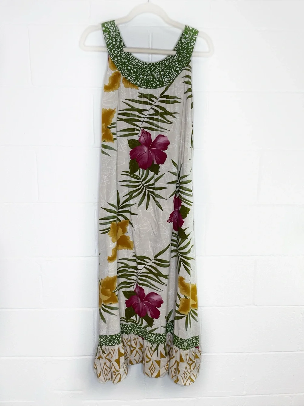 Soft Surroundings Floral Tropical Maxie Dress 100% Rayon With Pockets Bohemian
